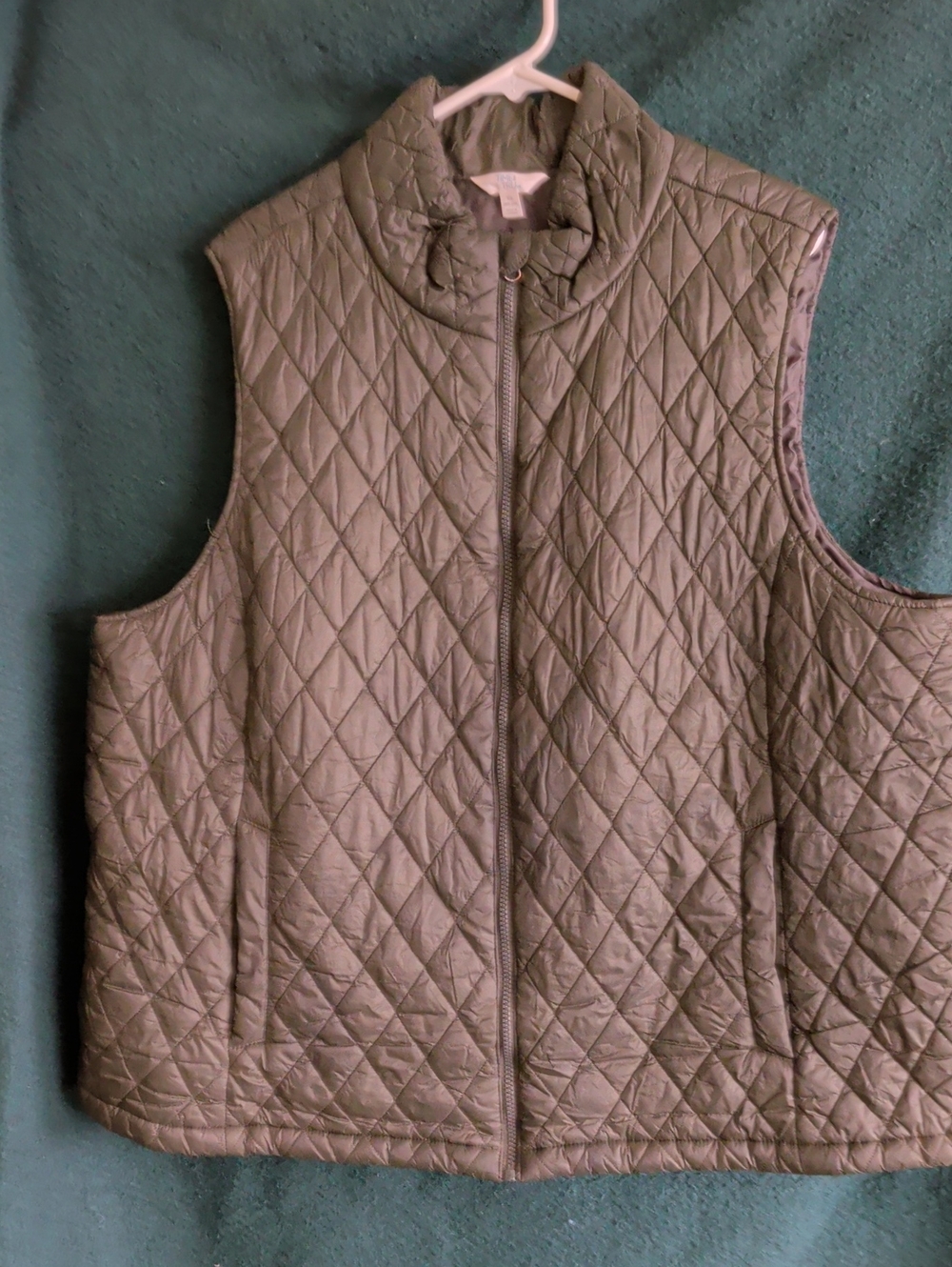Time and Tru Quilted Vest in Olive Green